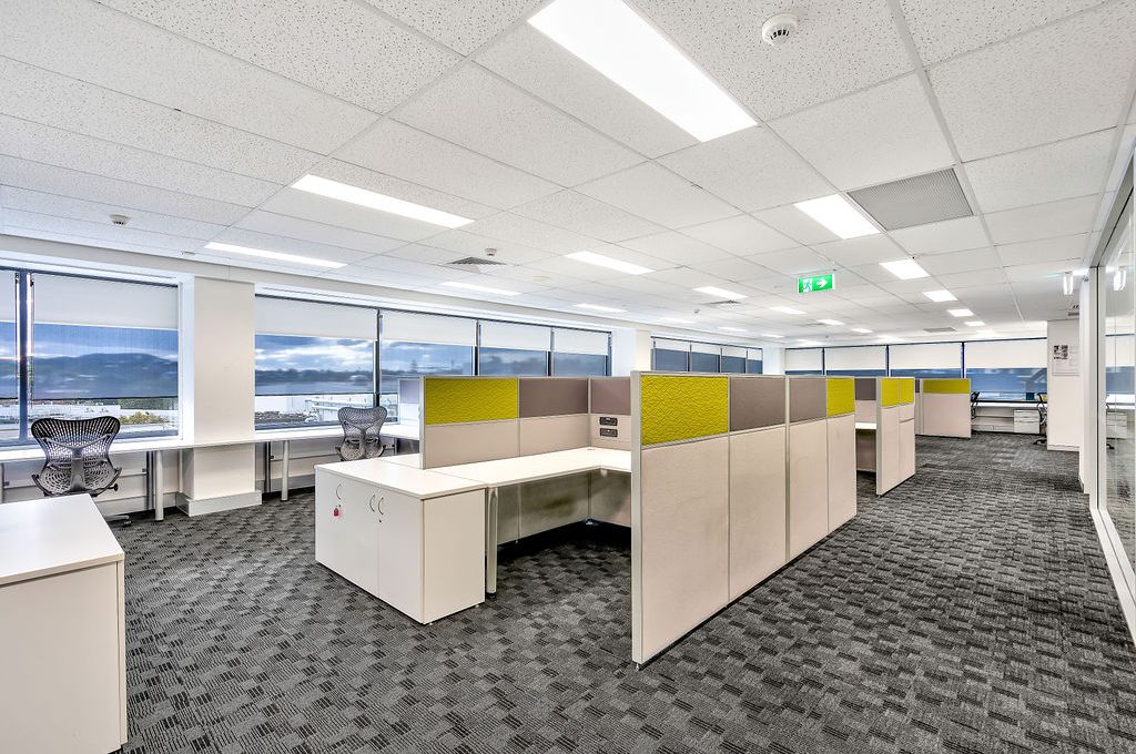 303-coronation-dr-22